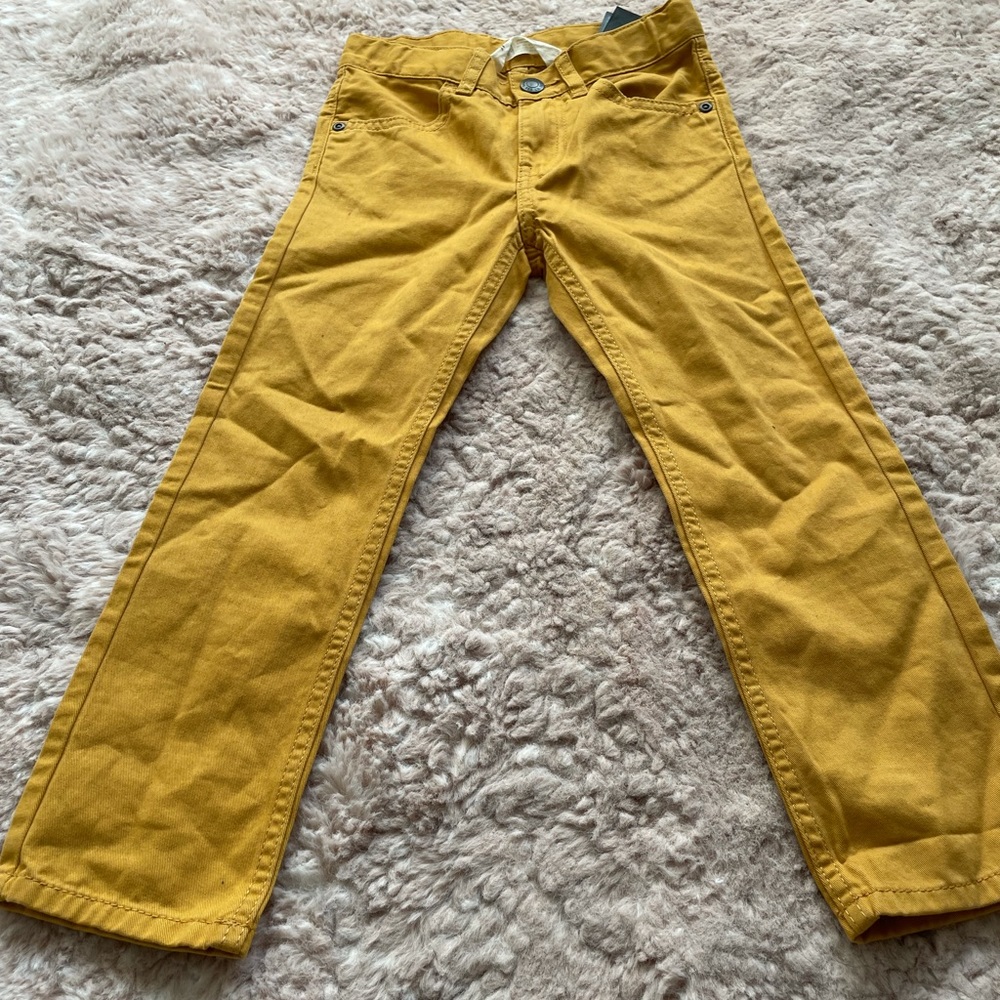 H & M boys Mustard yellow pants. Size 3-4y